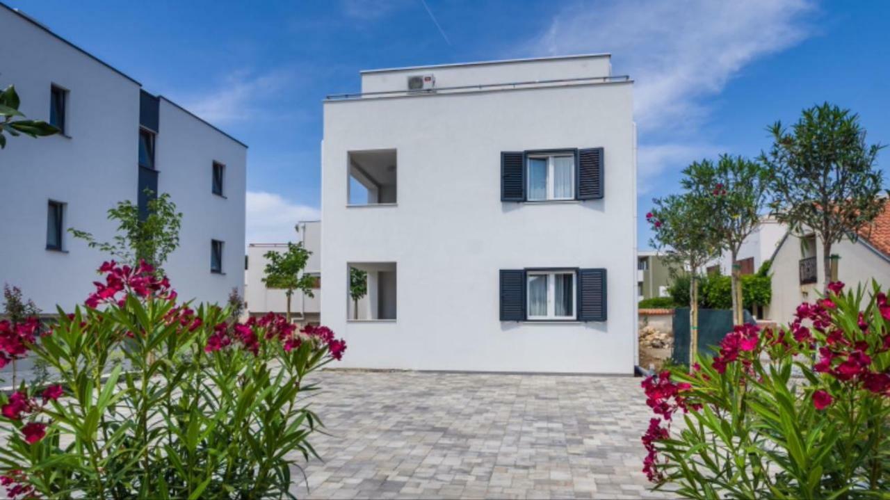 Apartmani Paradise Petrčane Extérieur photo