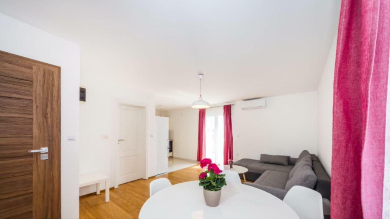 Apartmani Paradise Petrčane Extérieur photo