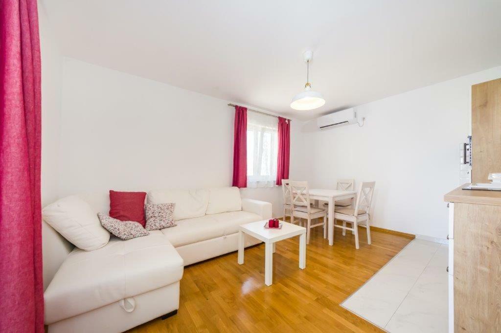 Apartmani Paradise Petrčane Extérieur photo