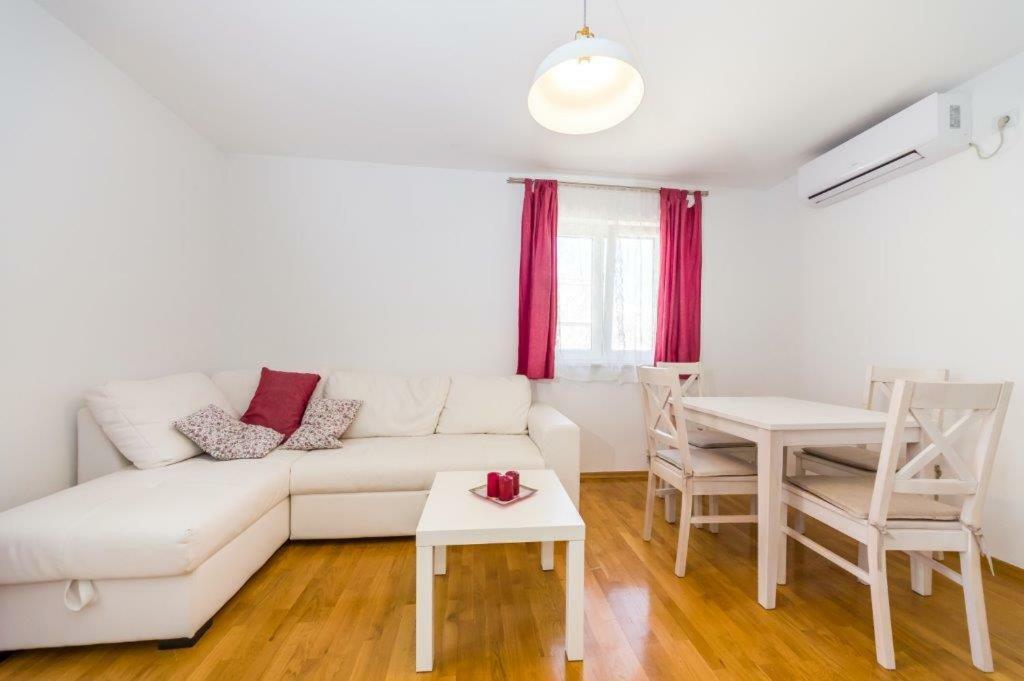 Apartmani Paradise Petrčane Extérieur photo